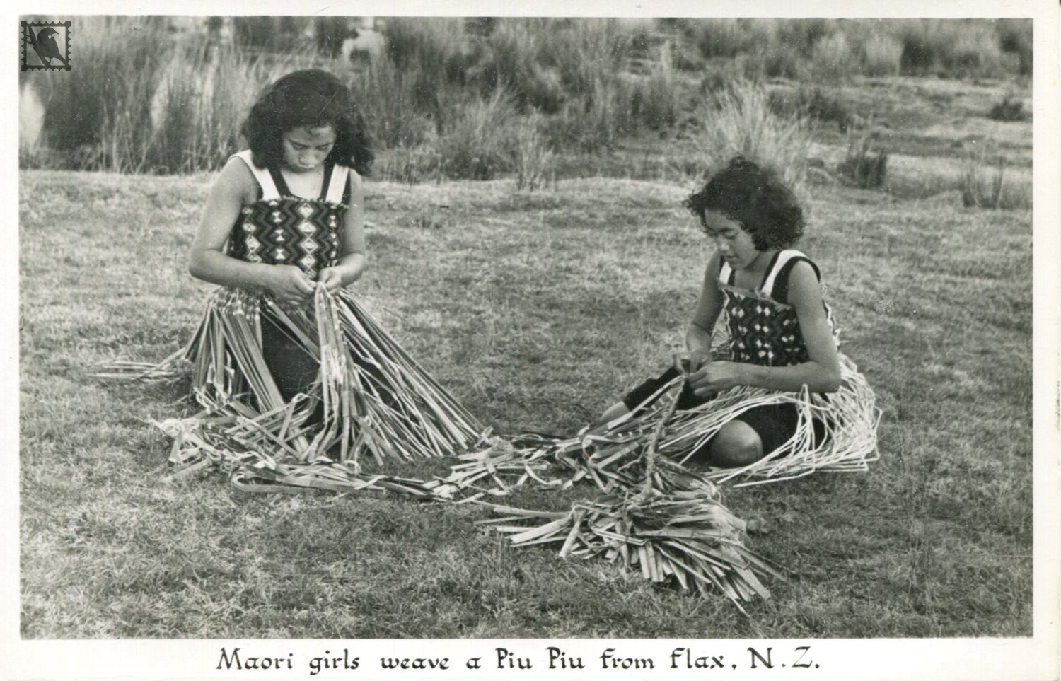 Maori Girls weaving a Piu Piu