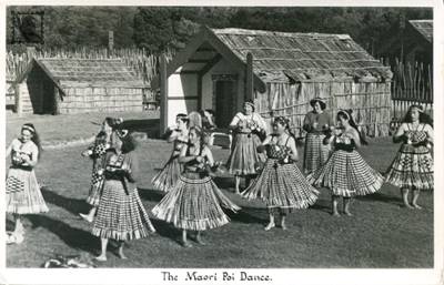 Rotorua The Maori Poi Dance