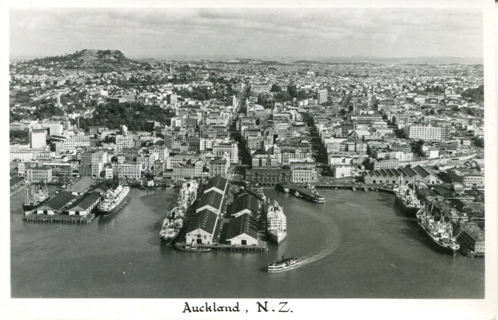 North Island Black and White