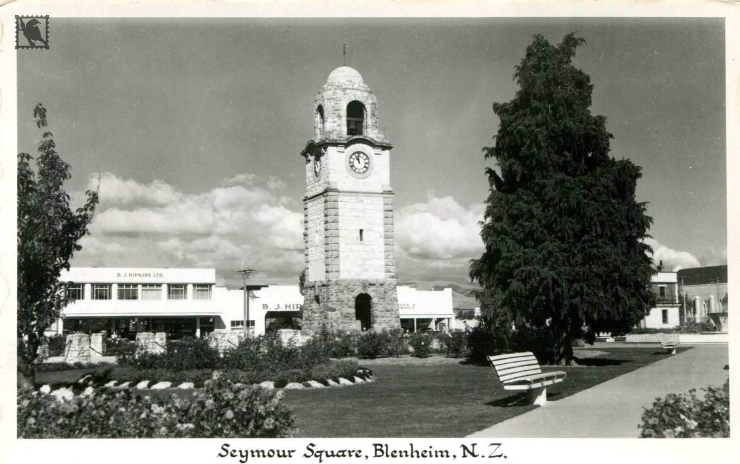 Blenheim Seymour Square & War Memorial