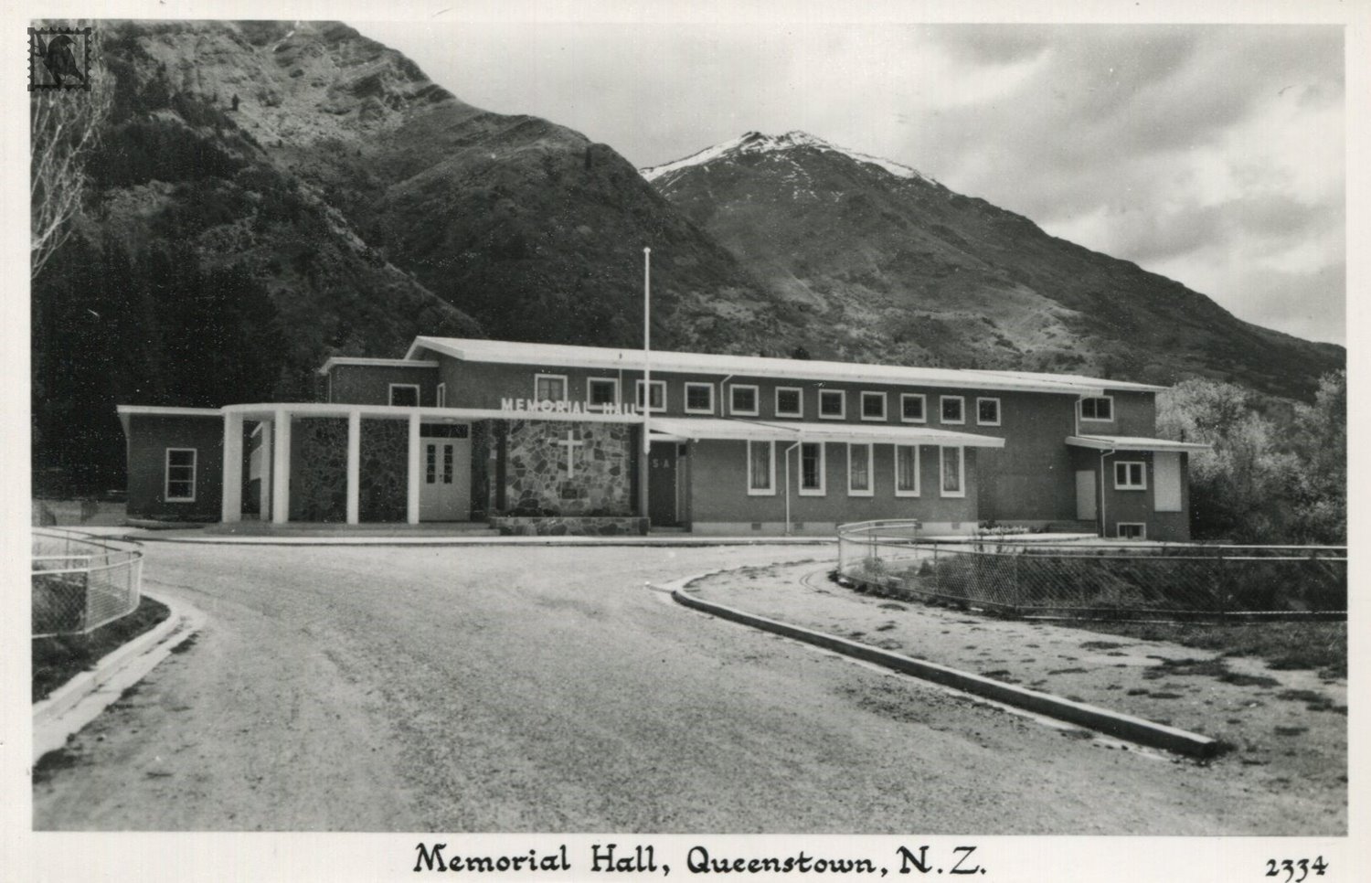 Queenstown-Memorial Hall