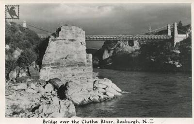 Roxburgh-Bridge Over The Clutha River