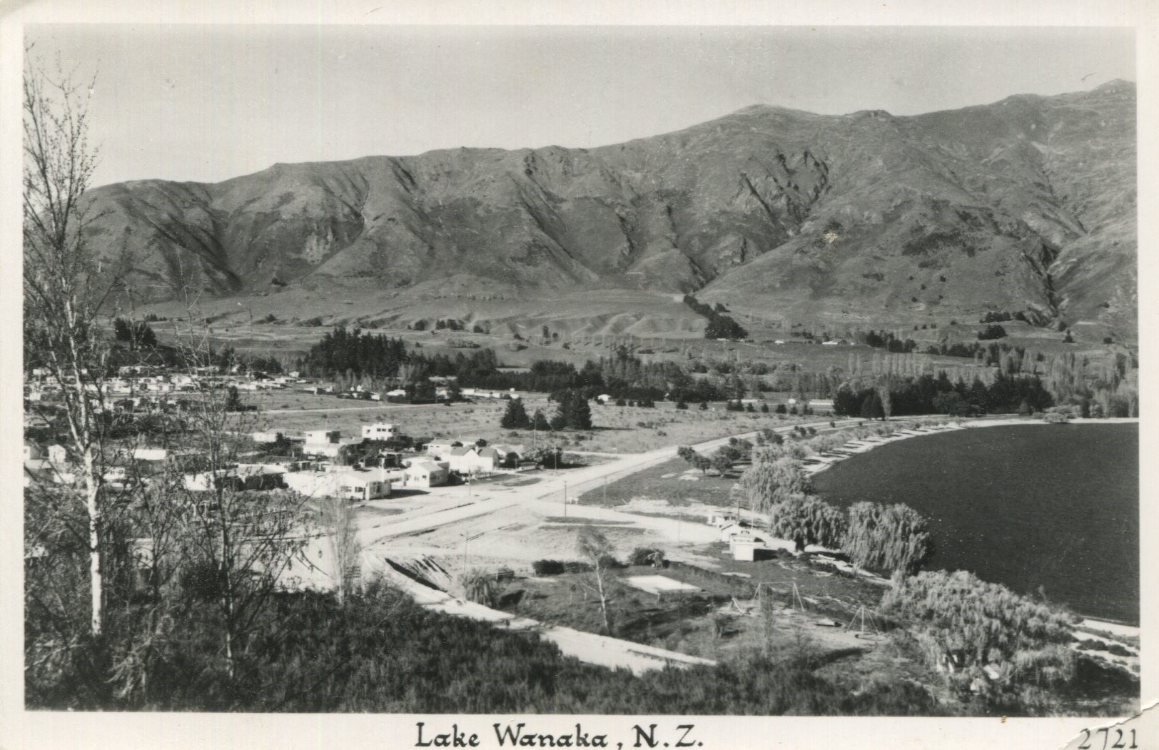 Lake Wanaka-View Of The Township