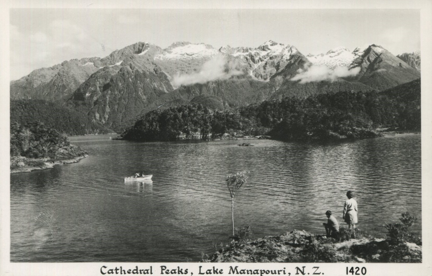 Manapouri - Lake Manapouri & Cathedral Peaks